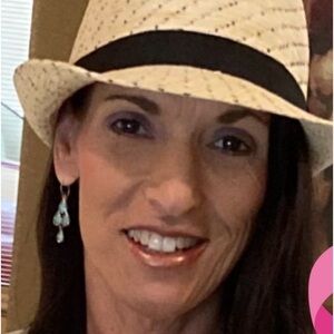 Meet your Posher, Amber